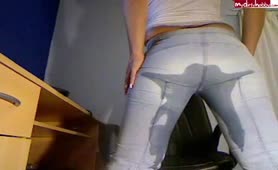 Hot latina peeing in her jeans