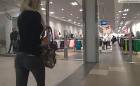 Hot blonde Romanian girl peeing in mall