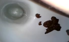 Amateur girl pooping in toilet