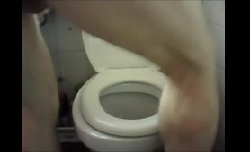 Lady drops a nasty load on Sunday morning