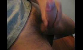 Office Babe Takes a Naughty Dump