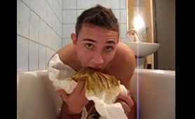Huge Shit from a Babe