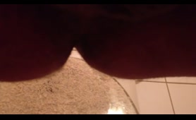 A Lady Drops a Nasty Load Up Close