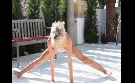 Nude Yoga Chick Pisses