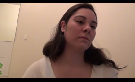 Lady Poops and Gets a Facial Reaction