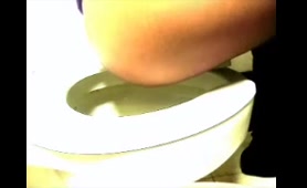 Ladies Poop in the Toilet