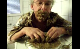 Amateur Lady Eats a Big Pile of Shit