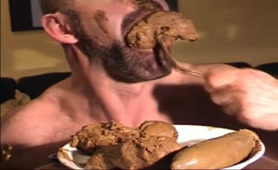 Slicing a huge turd with a knife