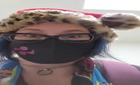 Tattooed beauty has a strong orgasm while pooping