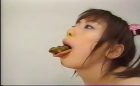 Asian lesbians kissing with crap